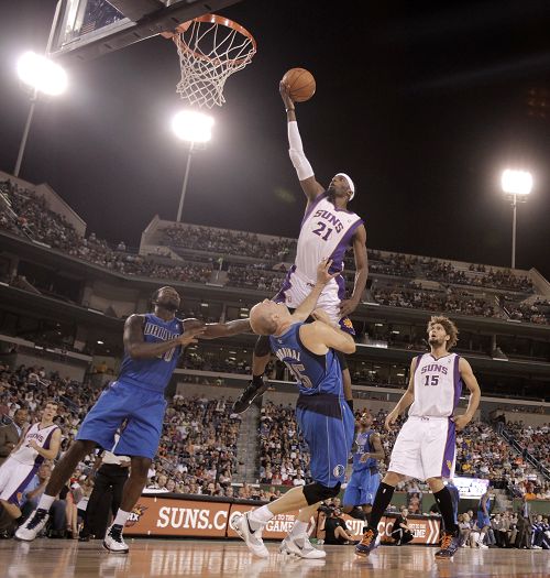 随着梁靖崑+王楚钦2-1获胜，成都混合团体世界杯！国乒8-4德国队